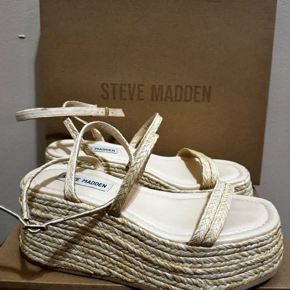 Steve Madden Tan Espadrille Wedges- worn once - size 7.5 - Picture 5 of 5